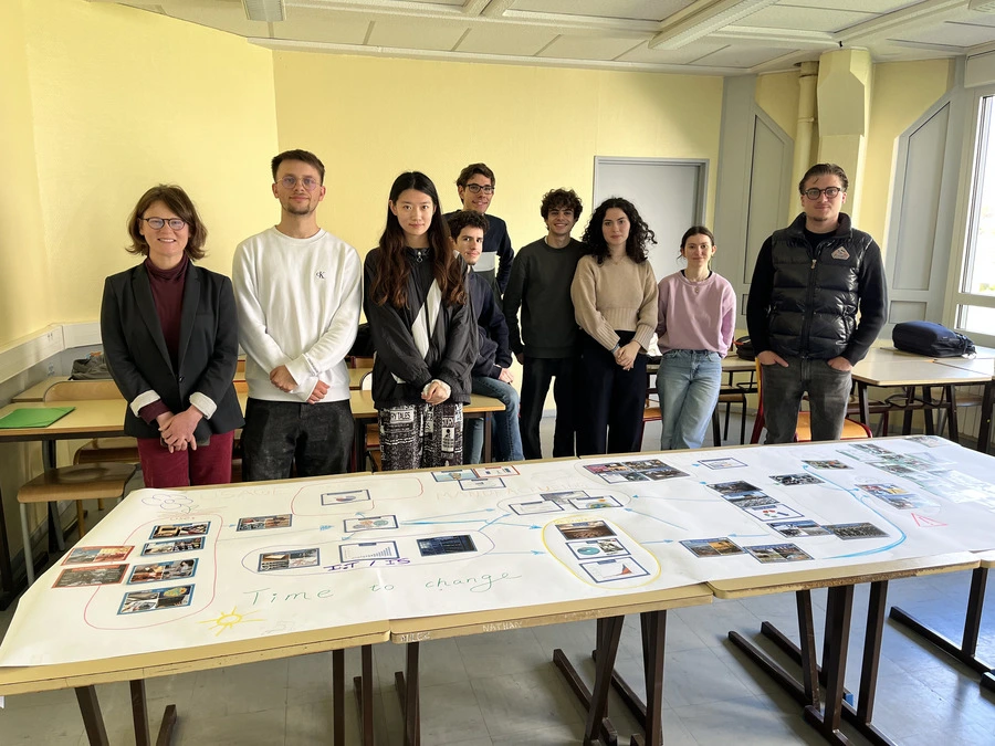 FresqueNum-en-anglais fresque en lien avec la responsabilité sociétal lors de la journée RSE de l'IUT de Valence dans la Drôme